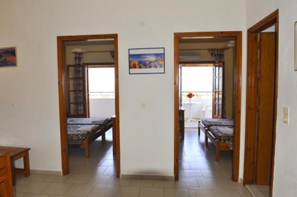 Irene Apartments อาคาราวี ภายนอก รูปภาพ